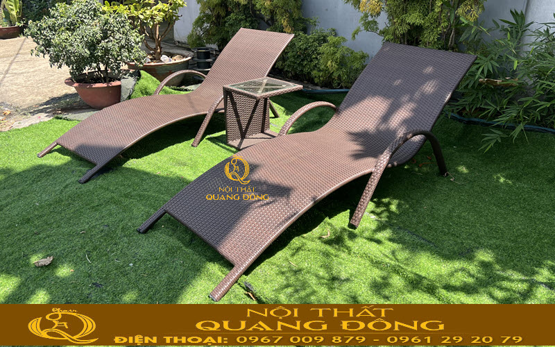 Ghế hồ bơi giả mây QD-1282 thiết kế kiểu dáng cong tạo nét mềm mại cho cảnh quan