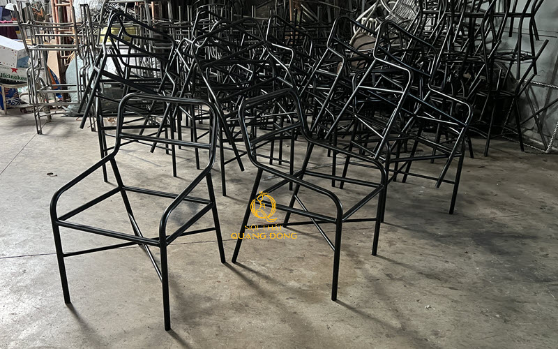 Khung bàn ghế Qd - 2105 tại xưởng Nội thất Quang Đông