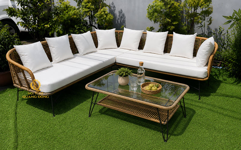Nệm mousse D25 dày 5cm kết hợp gối bông gòn giúp sofa QD-705 êm ái và tiện ích khi sử dụng
