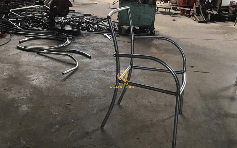 Bàn ghế giả mây QD - 2112 chất liệu cao cấp giúp đáp ứng tốt nhu cầu sử dụng ngoài trời