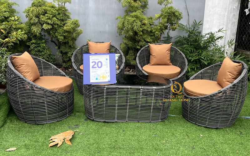 Bàn ghế giả mây QD-2117 sử dụng sợi mây nhựa tròn 8ly có hoạt chất kháng tia UV