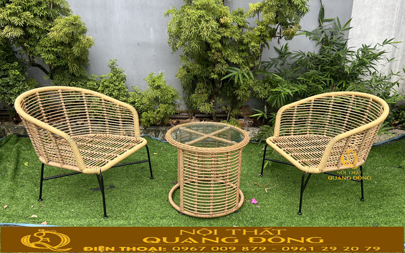 Khung thép sơn tĩnh điện tạo nền tảng vững chắc cho bàn ghế giả mây QD-2120